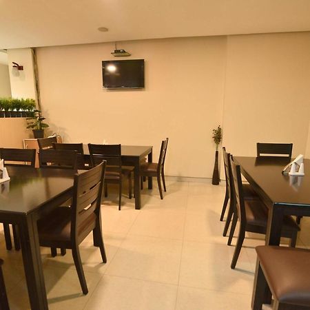 Dibrugarh Club House Hotel Luaran gambar